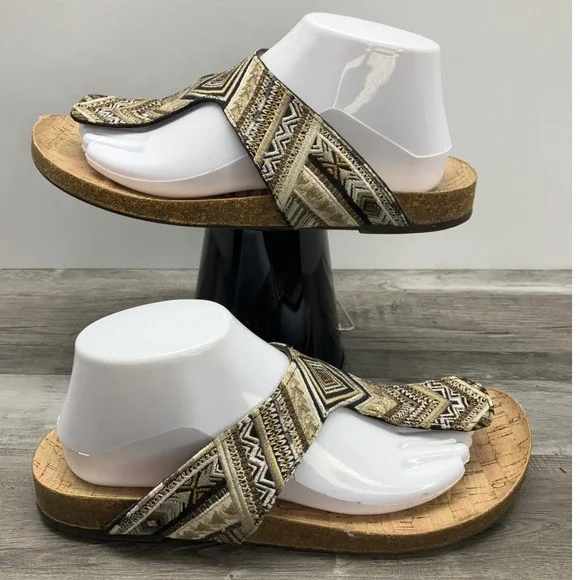 Sam & Libby Womens 9 Gold Black Geometric Embroidered Cork Thong Slide Sandals - Picture 1 of 7
